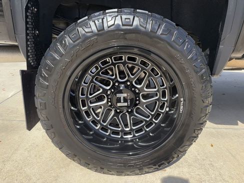 Used 2023 GMC Sierra 3500 Denali w/ Denali Black Diamond Edition image 60