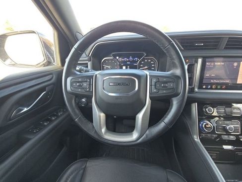 Used 2021 GMC Yukon XL Denali w/ LPO, Illumination Package image 29