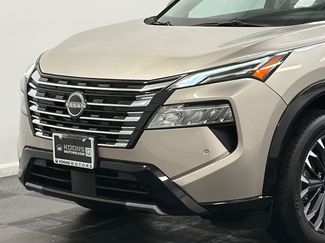 Used 2026 Nissan Rogue Platinum w/ Platinum Premium Package video 2