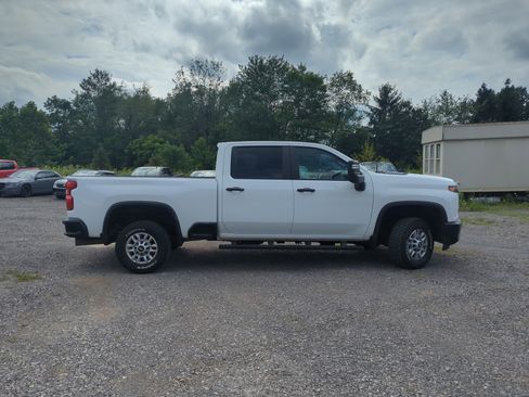 Used 2021 Chevrolet Silverado 2500 W/T w/ WT Convenience Package image 2