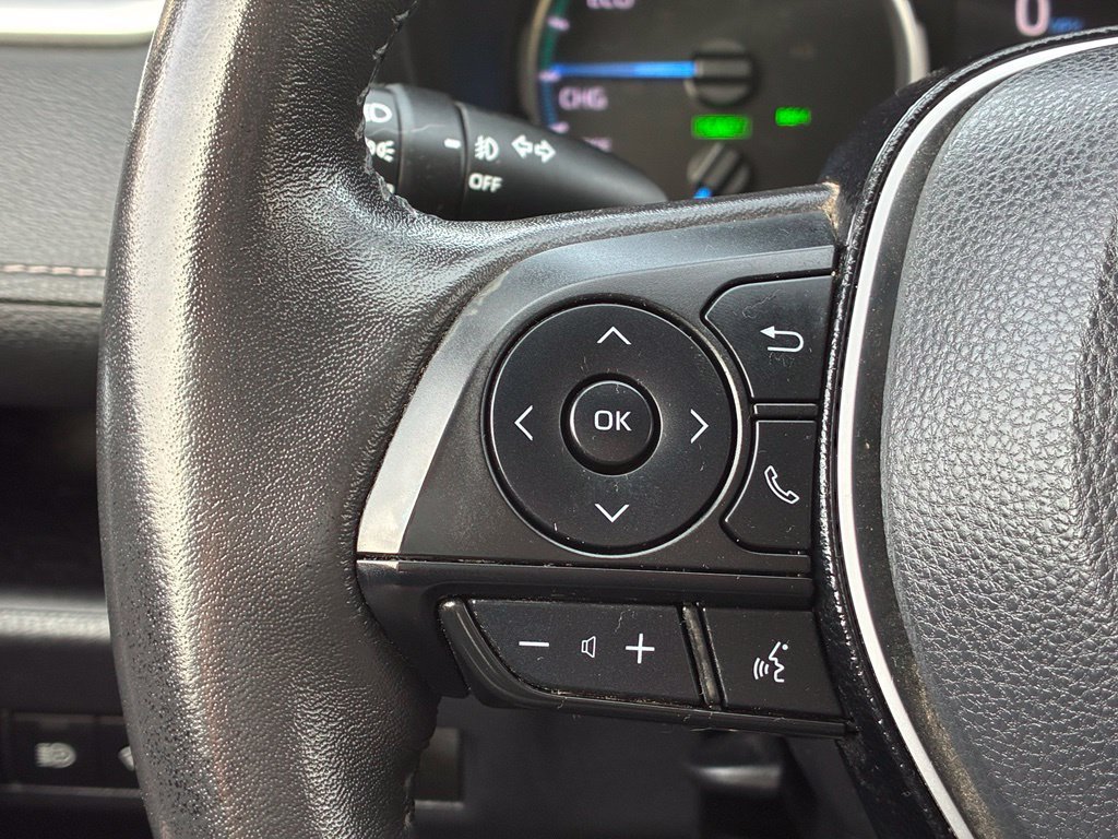 Used 2021 Toyota RAV4 XLE w/ XLE Grade Weather Package AWD/4WD image 21