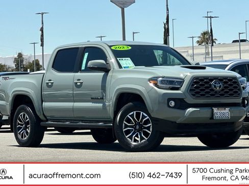 Used 2023 Toyota Tacoma TRD Sport w/ Black Out Package (TMS) RWD image 1