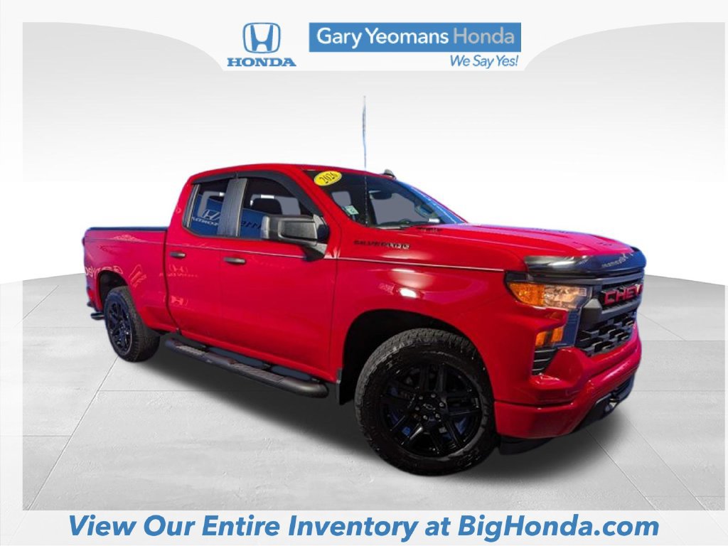 Used 2026 Chevrolet Silverado 1500 Custom w/ Turbomax Blackout Package RWD image 4