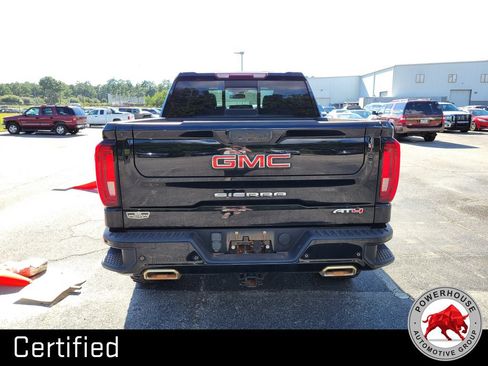 Used 2023 GMC Sierra 1500 AT4 w/ AT4 Premium Package AWD/4WD image 4