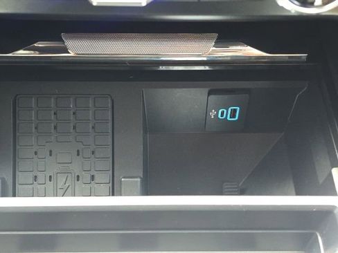 Used 2024 Ford F350 King Ranch w/ Chrome Package image 42