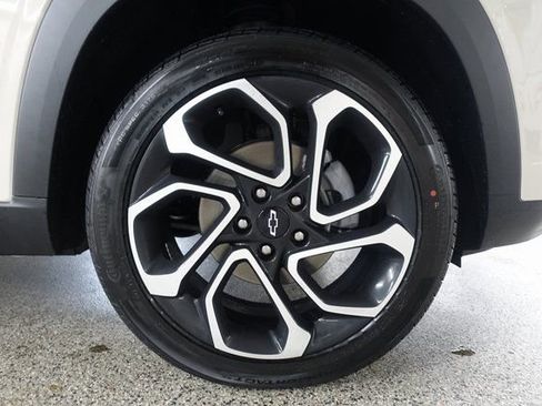 New 2026 Chevrolet Trax RS w/ Driver Confidence Package FWD image 24