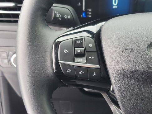 Used 2024 Ford Escape Base image 16