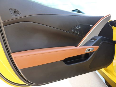 Used 2016 Chevrolet Corvette Z06 w/ 2LZ Preferred Equipment Group image 40