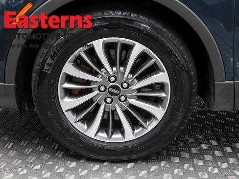 Used 2022 Lincoln Nautilus AWD w/ Premium Package image 32