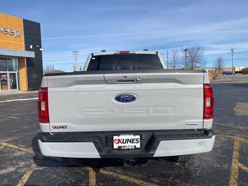 Used 2023 Ford F150 XLT w/ Equipment Group 302A High image 10