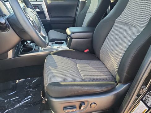 Used 2022 Toyota 4Runner SR5 AWD/4WD image 12