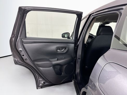 Used 2023 Honda HR-V LX image 24