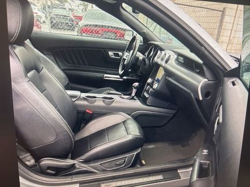 Used 2023 Ford Mustang Premium image 22