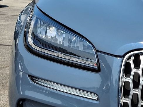 Certified 2023 Lincoln Corsair AWD w/ Equipment Group 101A image 9