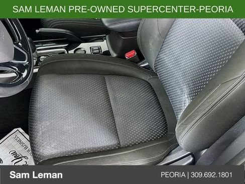 Used 2017 Mitsubishi Outlander SE image 18