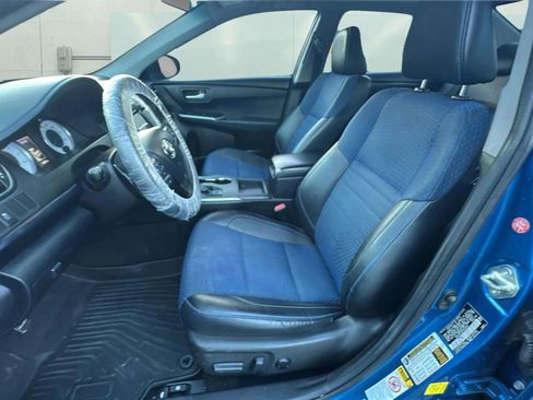Used 2016 Toyota Camry SE image 13