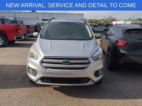 Used 2017 Ford Escape SE w/ SE Leather Comfort Package AWD/4WD image 10