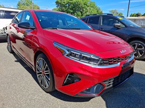 Certified 2023 Kia Forte GT FWD image 2