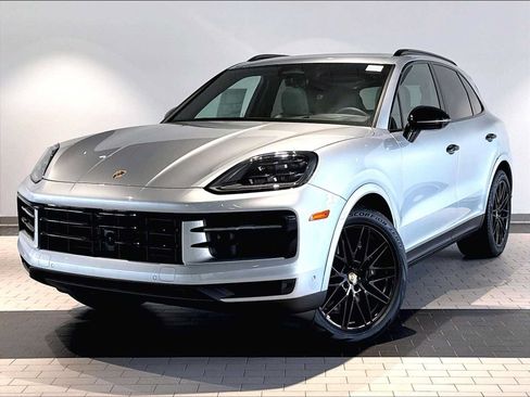 New 2026 Porsche Cayenne AWD/4WD image 1