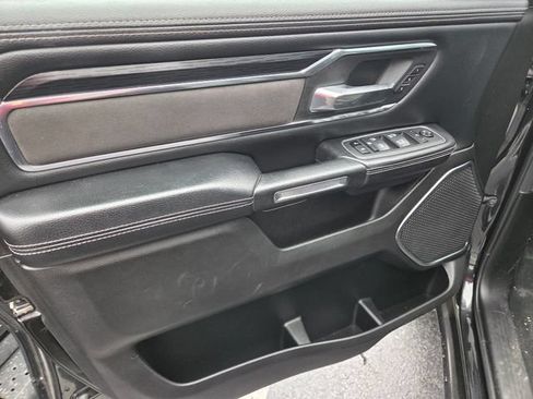 Used 2024 RAM 1500 Laramie AWD/4WD image 9