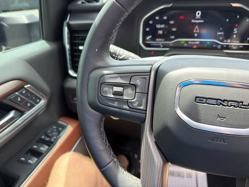 Used 2025 GMC Sierra 3500 Denali Ultimate AWD/4WD image 44
