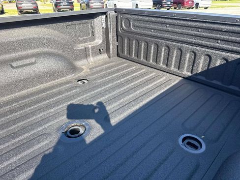 New 2026 RAM 3500 Big Horn AWD/4WD image 9