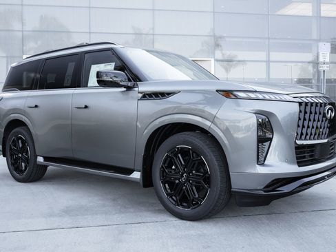 New 2026 INFINITI QX80 4WD w/ Sport Exterior Package image 3