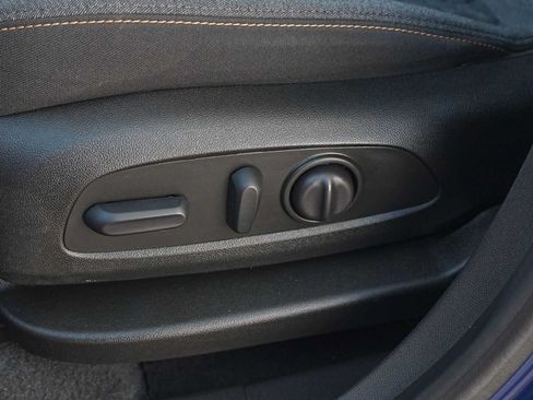 Used 2022 Chevrolet Equinox LT FWD image 12
