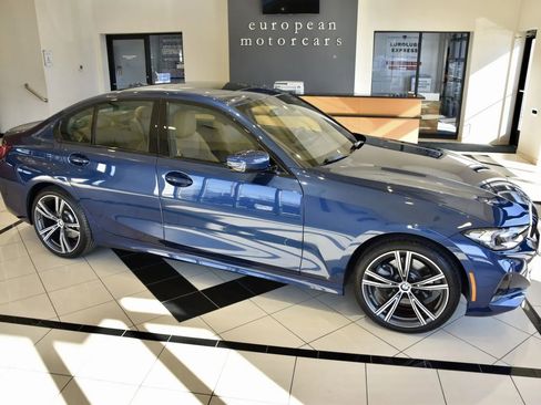 Used 2023 BMW 330i xDrive Sedan w/ Driving Assistance Package image 7
