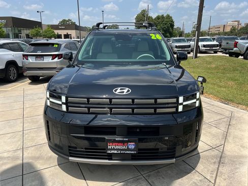 Certified 2026 Hyundai Santa Fe SEL FWD image 2