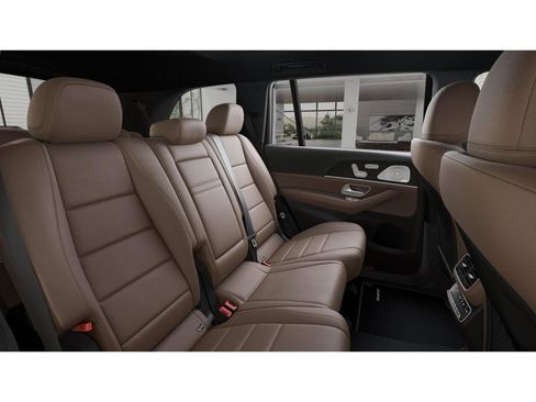 New 2026 Mercedes-Benz GLS 450 4MATIC image 5
