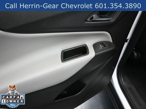 Used 2024 Chevrolet Equinox LS image 8