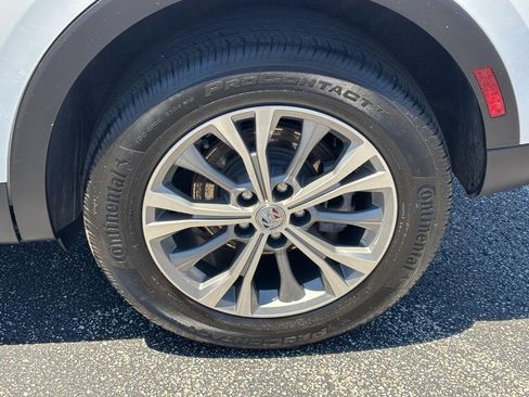 Certified 2022 Buick Envision Preferred FWD image 9