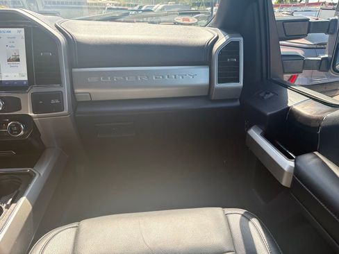 Used 2022 Ford F350 Lariat w/ Tremor Off-Road Package AWD/4WD image 8