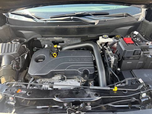 Used 2025 Chevrolet Equinox LT FWD image 32