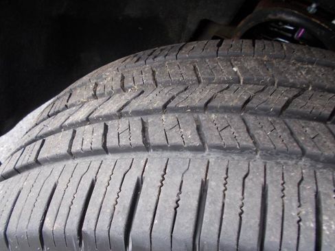 Used 2016 Chevrolet Tahoe LTZ image 16