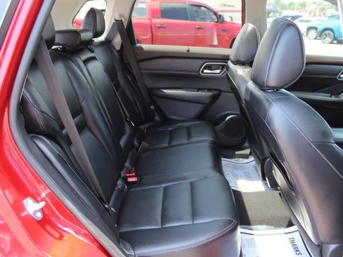 Used 2021 Nissan Rogue SL image 11