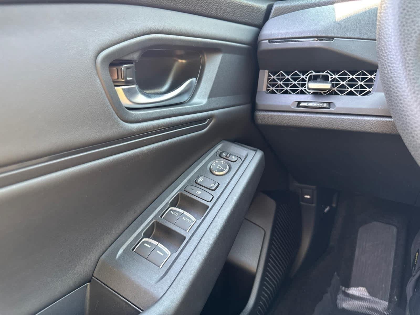 Used 2025 Honda Accord SE image 22