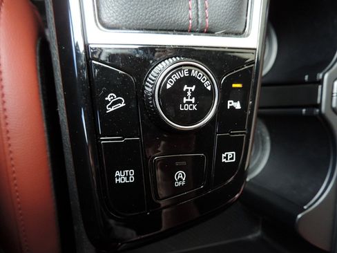 Used 2024 Kia Sportage SX AWD/4WD image 26