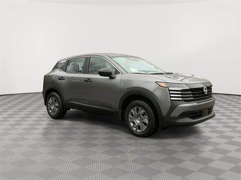 Certified 2025 Nissan Kicks S w/ Charging Package image 13