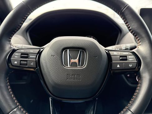 Used 2025 Honda HR-V Sport image 18