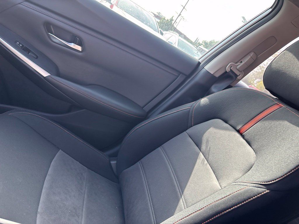Used 2023 Nissan Sentra SR FWD image 15