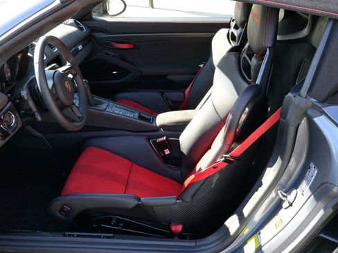 Used 2024 Porsche 718 Boxster Spyder RS image 18