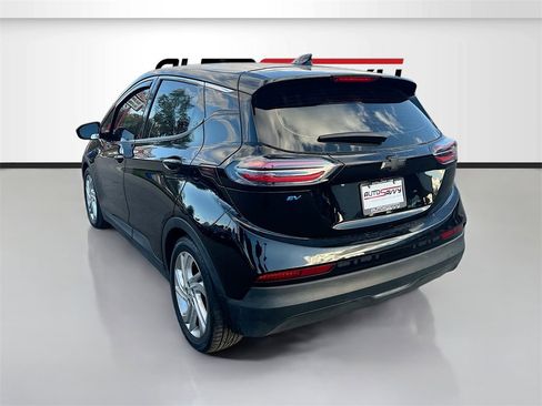 Used 2022 Chevrolet Bolt LT image 5