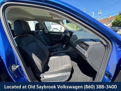 Certified 2024 Volkswagen Jetta SE FWD image 22
