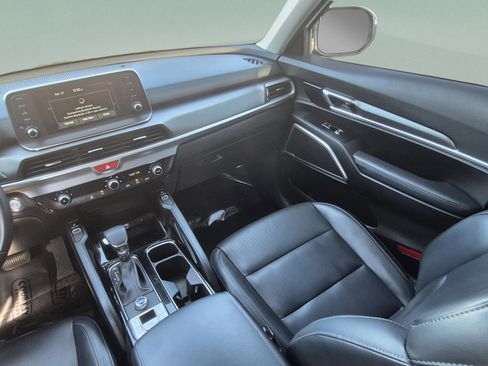 Used 2020 Kia Telluride S FWD image 15