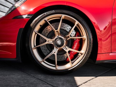 Used 2023 Porsche 911 GT3 RWD image 3