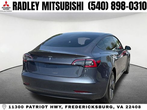 Used 2023 Tesla Model 3 Standard Range image 17