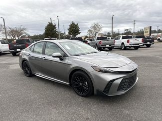 Used 2025 Toyota Camry SE video 1