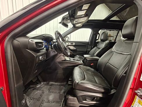 Used 2021 Ford Explorer ST w/ Equipment Group 401A AWD/4WD image 34